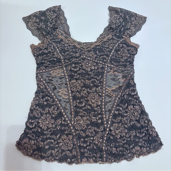 Ann Ferriday Tops - Ann Ferriday Lace Top